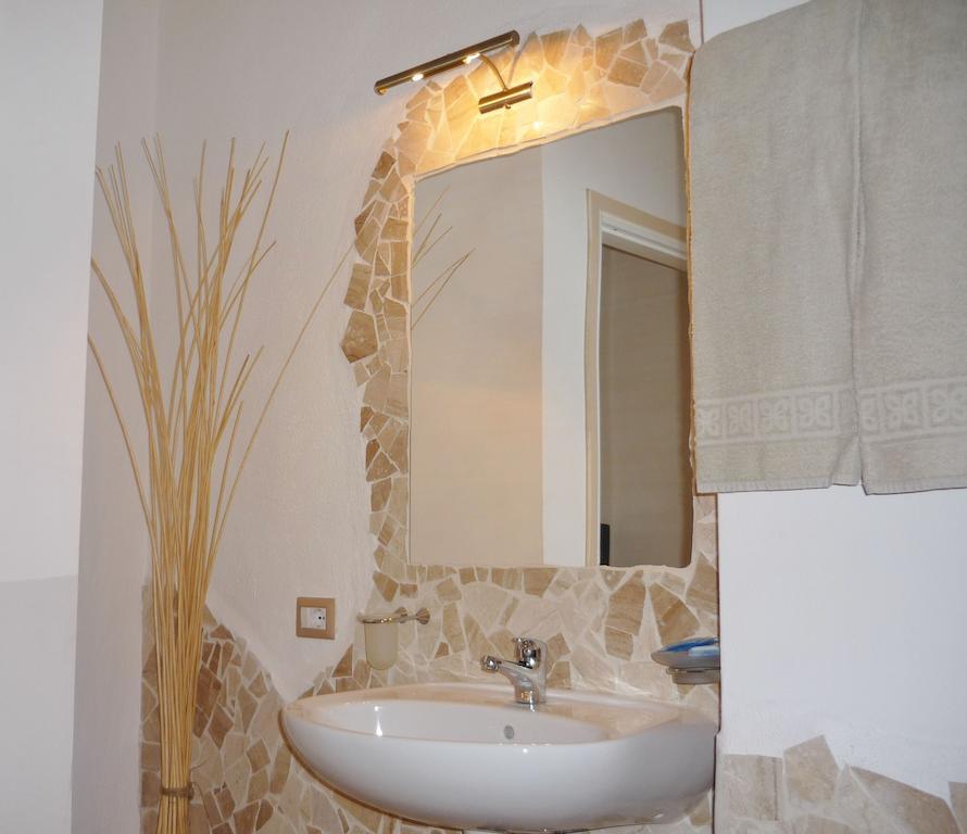 La Locanda Dell'Officina Olbia Room photo